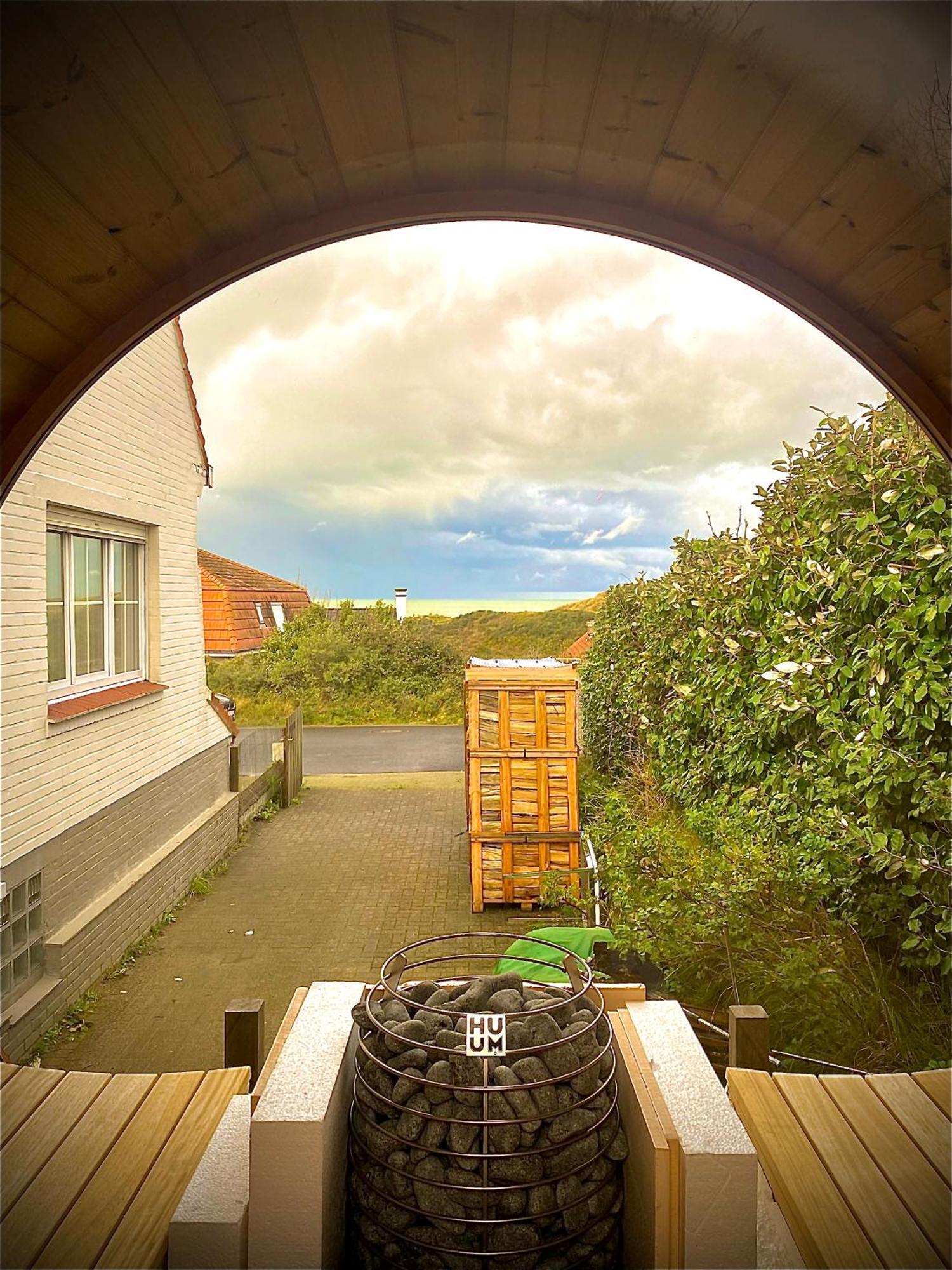 Villa Friedolin Heeft Zicht Op Zee En Duinen, In Duinenreservaat, Hot Tub Met Jacuzzi En Sauna Met Zeezichten Te Остдюнкерк Екстериор снимка
